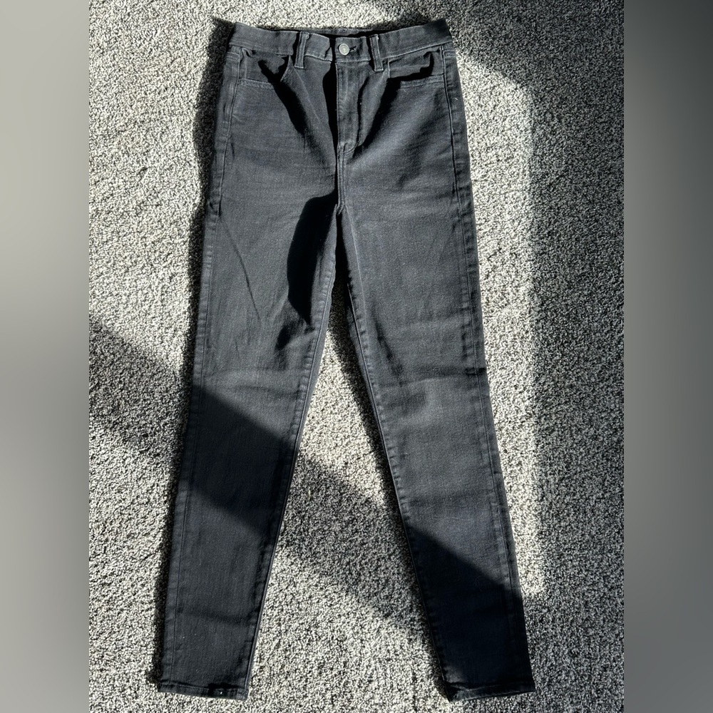 American Eagle skinny high rise jeans